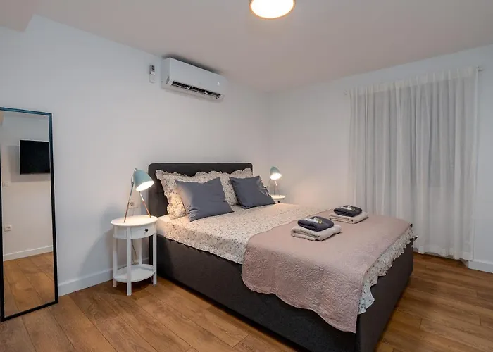 Kuca Za Odmor Belota Pag